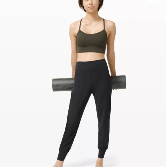 Lululemon Align High Waisted Joggers Black Size 2 Front Pockets - Picture 2 of 8